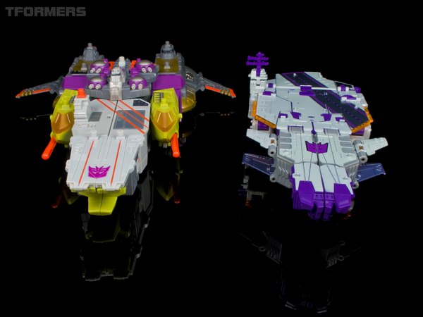TFormers Gallery   Siege On Cybertron Tidal Wave 119 (119 of 124)